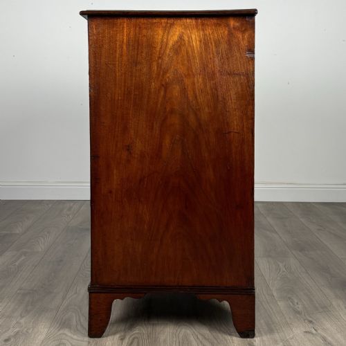ANTIQUE 18TH CENTURY CHEST OF DRAWERS IN MAHOGANY - ADDITIONAL PHOTO 2