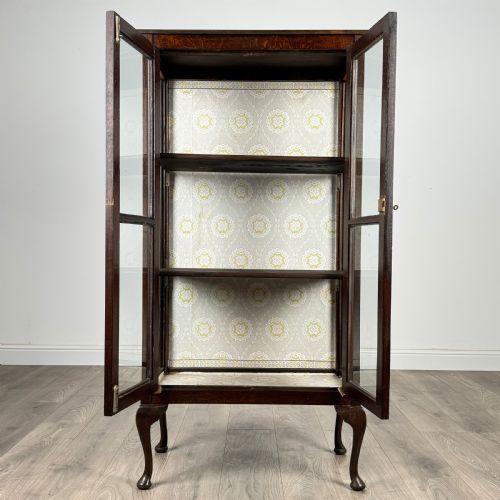 ANTIQUE 20TH CENTURY DISPLAY CABINET IN OAK - ADDITIONAL PHOTO 1
