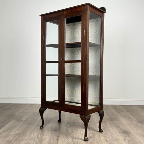 ANTIQUE 20TH CENTURY DISPLAY CABINET IN OAK - ADDITIONAL PHOTO 2