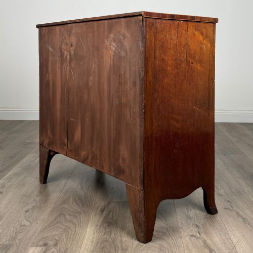ANTIQUE 18TH CENTURY SMALL CHEST OF DRAWERS IN MAHOGANY - ADDITIONAL PHOTO 5