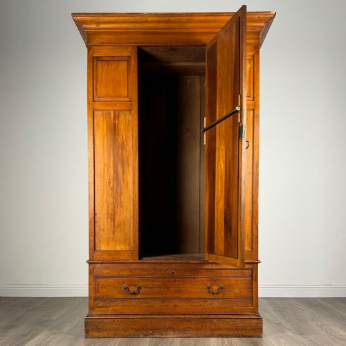 ANTIQUE LATE 19TH CENTURY WARDROBE IN SATIN WALNUT - ADDITIONAL PHOTO 1