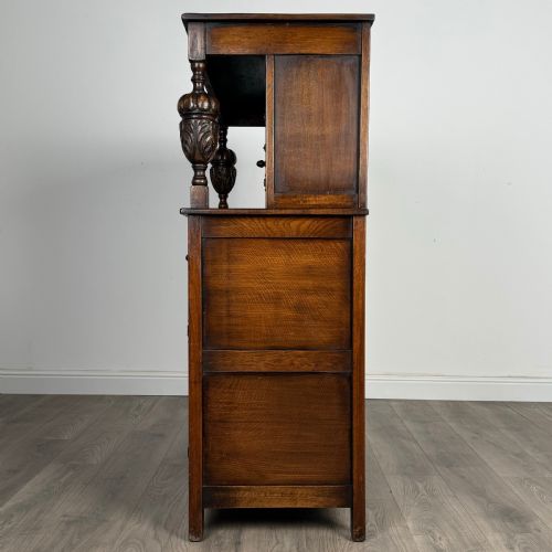 ANTIQUE 20TH CENTURY COURT CUPBOARD IN OAK - ADDITIONAL PHOTO 3