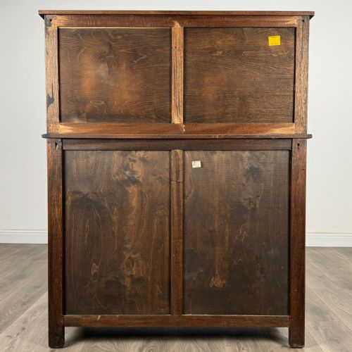 ANTIQUE 20TH CENTURY COURT CUPBOARD IN OAK - ADDITIONAL PHOTO 6