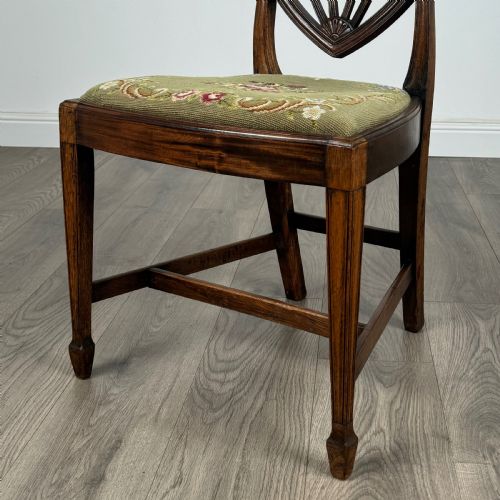 ANTIQUE 20TH CENTURY SET OF 6 SHIELD BACK DINING CHAIRS IN WALNUT - ADDITIONAL PHOTO 4