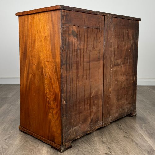 ANTIQUE 19TH CENTURY CHEST OF DRAWERS IN MAHOGANY - ADDITIONAL PHOTO 3