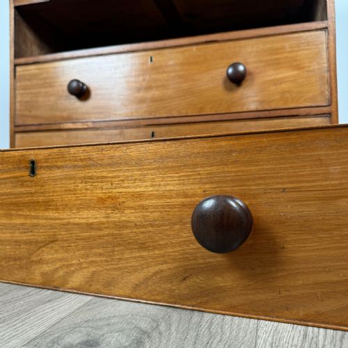 ANTIQUE 19TH CENTURY CHEST OF DRAWERS IN MAHOGANY - ADDITIONAL PHOTO 10