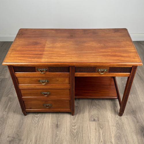 ANTIQUE 20TH CENTURY SINGLE PEDESTAL DESK IN WALNUT - ADDITIONAL PHOTO 8