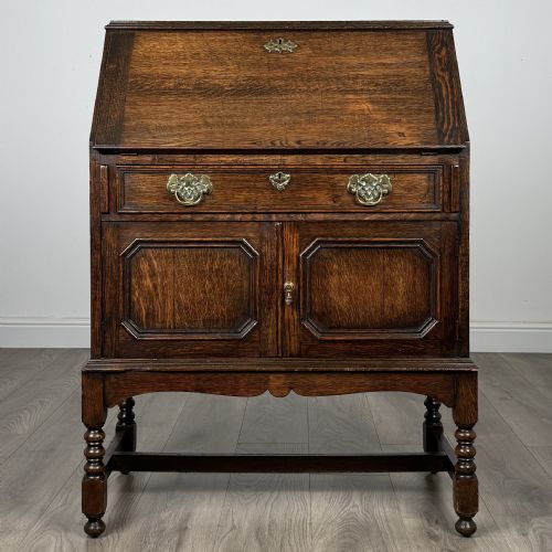 antique 20th century bureau in oak - CATEGORY: ANTIQUE BUREAU - DATED EDWARDIAN