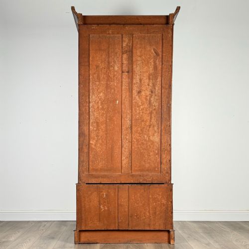 ANTIQUE 19TH CENTURY WARDROBE OF SMALL PROPORTION IN MAHOGANY - ADDITIONAL PHOTO 6