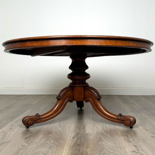 antique 19th century round tilt top table in golden oak - CATEGORY: ANTIQUE TABLES - DATED VICTORIAN