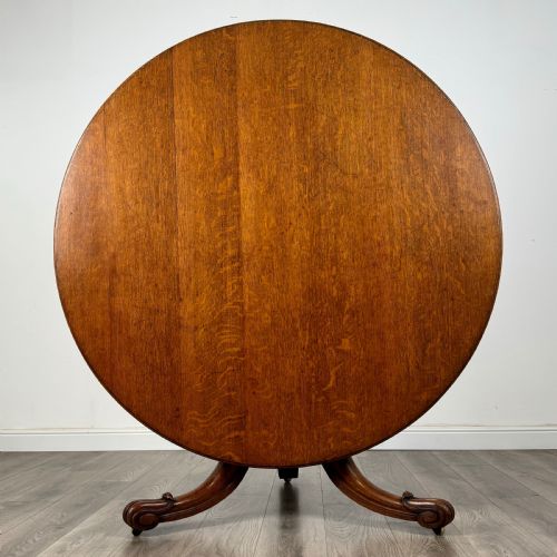ANTIQUE 19TH CENTURY ROUND TILT TOP TABLE IN GOLDEN OAK - ADDITIONAL PHOTO 1