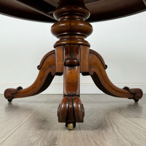 ANTIQUE 19TH CENTURY ROUND TILT TOP TABLE IN GOLDEN OAK - ADDITIONAL PHOTO 3