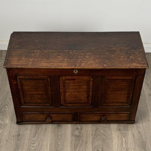 ANTIQUE SMALL 18TH CENTURY MULE CHEST IN OAK - ADDITIONAL PHOTO 8