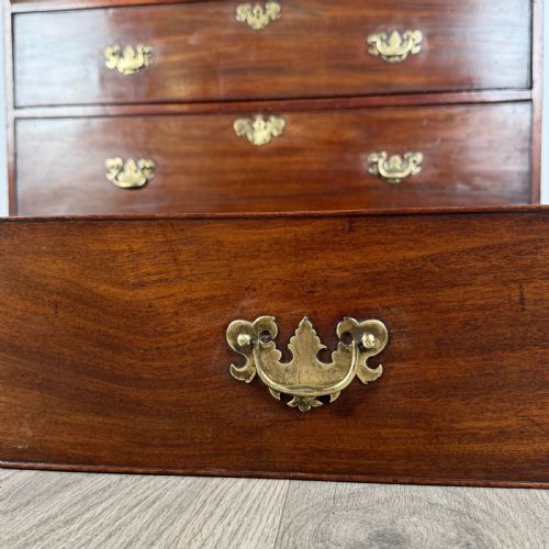 ANTIQUE 18TH CENTURY CHEST OF DRAWERS IN MAHOGANY - ADDITIONAL PHOTO 10