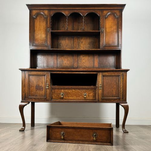 ANTIQUE LATE 19TH CENTURY QUEEN ANNE STYLE DRESSER IN OAK - ADDITIONAL PHOTO 10