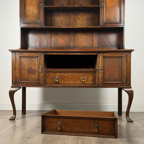 ANTIQUE LATE 19TH CENTURY QUEEN ANNE STYLE DRESSER IN OAK - ADDITIONAL PHOTO 11