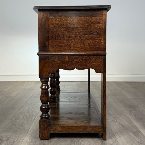 ANTIQUE 20TH CENTURY GOOD QUALITY SIDEBOARD IN OAK - ADDITIONAL PHOTO 3