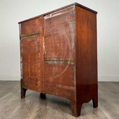 ANTIQUE 18TH CENTURY BOW FRONT CHEST OF DRAWERS IN MAHOGANY - ADDITIONAL PHOTO 6