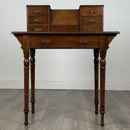 antique unusual 20th century desk in oak - CATEGORY: ANTIQUE DESKS - DATED EDWARDIAN