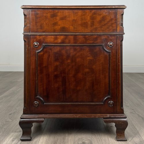ANTIQUE 20TH CENTURY PEDESTAL DESK IN MAHOGANY - ADDITIONAL PHOTO 6