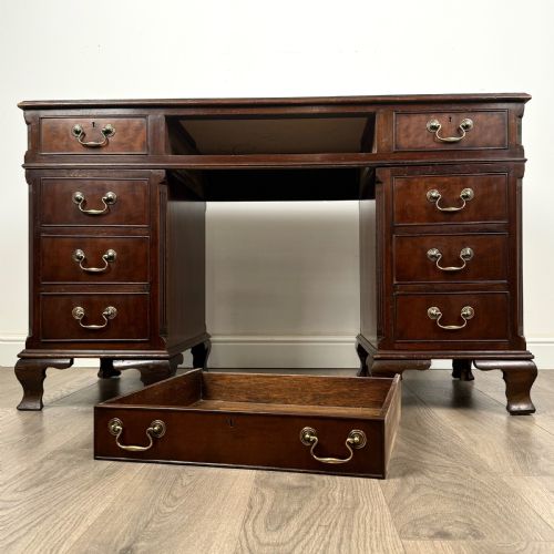 ANTIQUE 20TH CENTURY PEDESTAL DESK IN MAHOGANY - ADDITIONAL PHOTO 7