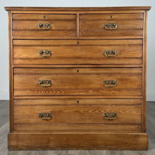 antique late 19th century chest of drawers in ash - CATEGORY: ANTIQUE CHEST OF DRAWERS - DATED VICTORIAN