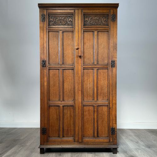 antique 20th century wardrobe in oak - CATEGORY: ANTIQUE WARDROBES - DATED EDWARDIAN