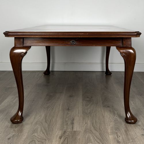 ANTIQUE 20TH CENTURY QUEEN ANNE STYLE DINING TABLE - ADDITIONAL PHOTO 8
