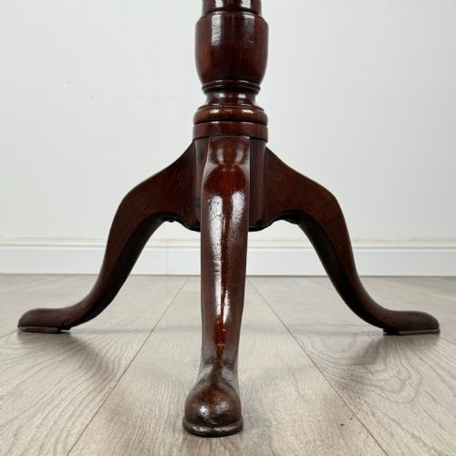 ANTIQUE 18TH CENTURY TILT TOP TABLE IN MAHOGANY - ADDITIONAL PHOTO 4