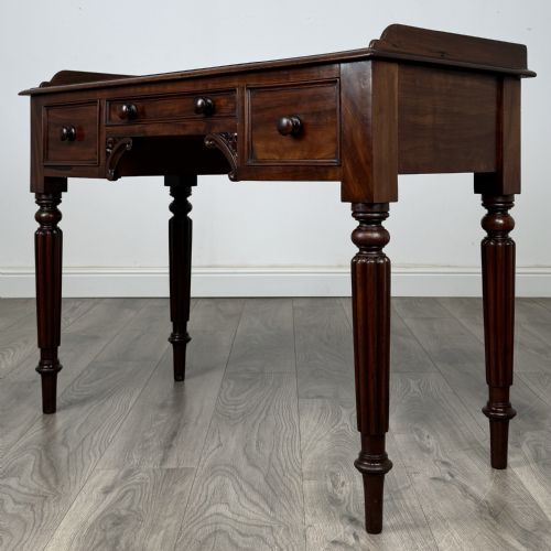 ANTIQUE 19TH CENTURY WRITING TABLE IN MAHOGANY - ADDITIONAL PHOTO 1