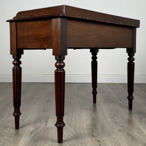 ANTIQUE 19TH CENTURY WRITING TABLE IN MAHOGANY - ADDITIONAL PHOTO 3