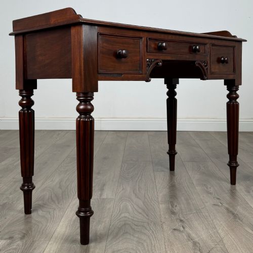 ANTIQUE 19TH CENTURY WRITING TABLE IN MAHOGANY - ADDITIONAL PHOTO 7