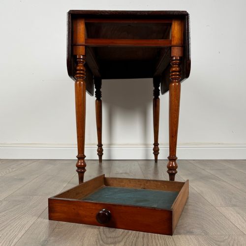 ANTIQUE 19TH CENTURY PEMBROKE TABLE IN MAHOGANY - ADDITIONAL PHOTO 12