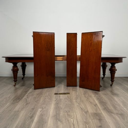 ANTIQUE LARGE 19TH CENTURY DINING TABLE OF FINEST QUALITY - ADDITIONAL PHOTO 2