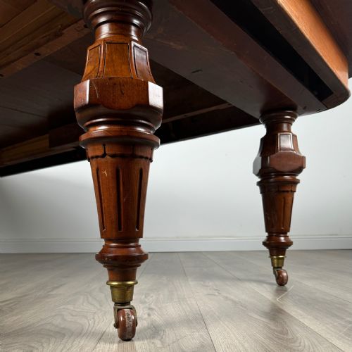 ANTIQUE LARGE 19TH CENTURY DINING TABLE OF FINEST QUALITY - ADDITIONAL PHOTO 6