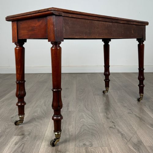 ANTIQUE 19TH CENTURY WRITING TABLE IN MAHOGANY - ADDITIONAL PHOTO 3