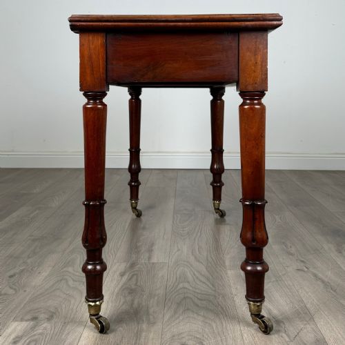 ANTIQUE 19TH CENTURY WRITING TABLE IN MAHOGANY - ADDITIONAL PHOTO 7