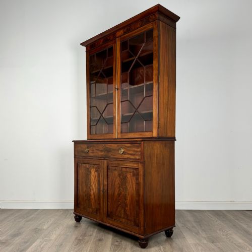 ANTIQUE 19TH CENTURY BOOKCASE ON CUPBOARD IN MAHOGANY - ADDITIONAL PHOTO 2