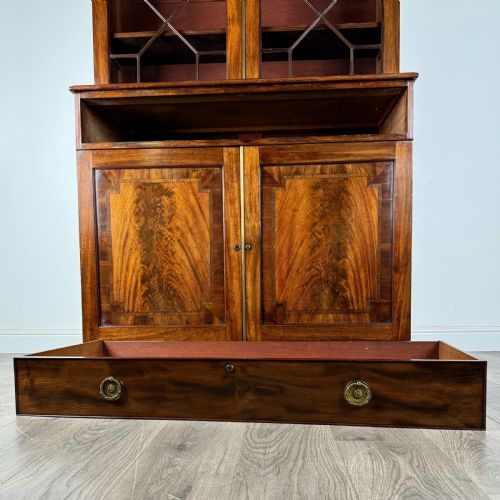 ANTIQUE 19TH CENTURY BOOKCASE ON CUPBOARD IN MAHOGANY - ADDITIONAL PHOTO 10