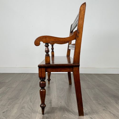 ANTIQUE 20TH CENTURY GOOD QUALITY HALL BENCH IN WALNUT - ADDITIONAL PHOTO 2