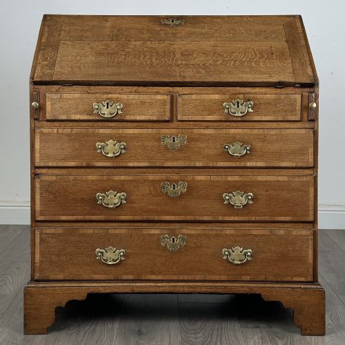 antique 18th century fine quality bureau in golden oak - CATEGORY: ANTIQUE BUREAU - DATED GEORGIAN