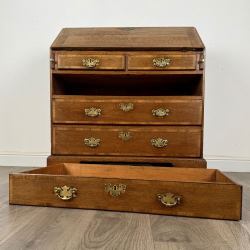 ANTIQUE 18TH CENTURY FINE QUALITY BUREAU IN GOLDEN OAK - ADDITIONAL PHOTO 17