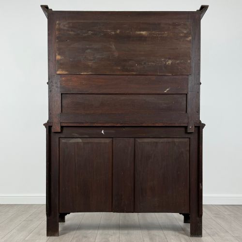 ANTIQUE 19TH CENTURY HEAVILY CARVED SIDEBOARD IN OAK - ADDITIONAL PHOTO 4