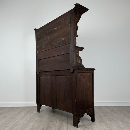 ANTIQUE 19TH CENTURY HEAVILY CARVED SIDEBOARD IN OAK - ADDITIONAL PHOTO 5