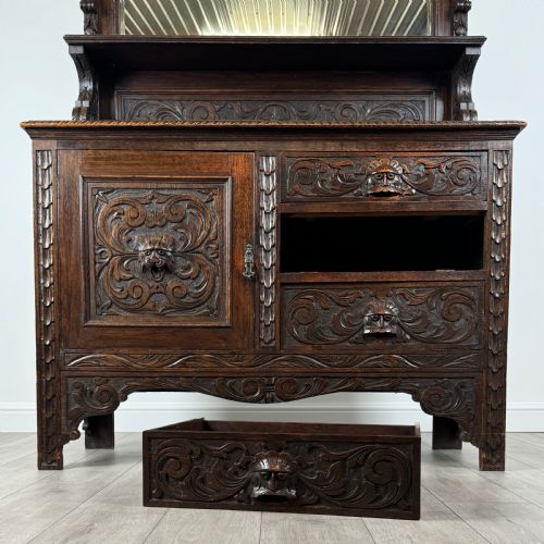 ANTIQUE 19TH CENTURY HEAVILY CARVED SIDEBOARD IN OAK - ADDITIONAL PHOTO 10