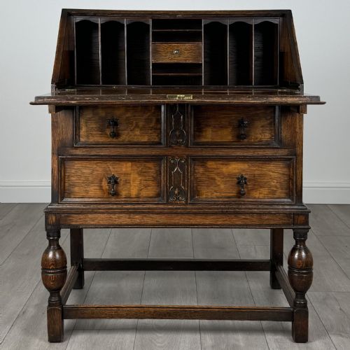 ANTIQUE 20TH CENTURY OAK BUREAU OF GOOD QUALITY - ADDITIONAL PHOTO 1