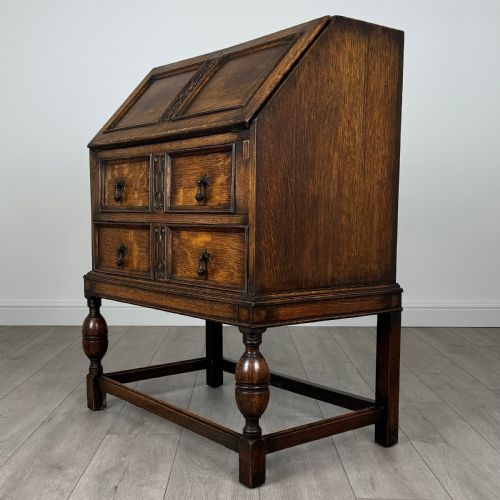 ANTIQUE 20TH CENTURY OAK BUREAU OF GOOD QUALITY - ADDITIONAL PHOTO 2