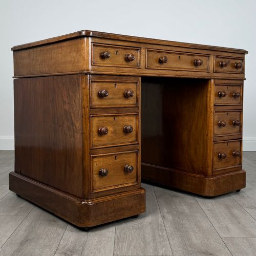 ANTIQUE 19TH CENTURY GOOD QUALITY PEDESTAL DESK IN MAHOGANY - ADDITIONAL PHOTO 6