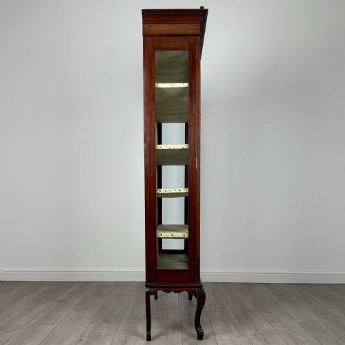 ANTIQUE 20TH CENTURY DISPLAY CABINET IN MAHOGANY - ADDITIONAL PHOTO 8