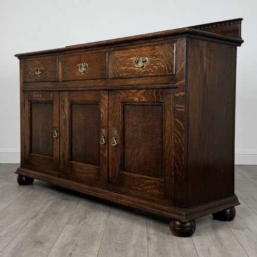 ANTIQUE 20TH CENTURY GOOD QUALITY SIDEBOARD IN OAK - ADDITIONAL PHOTO 2